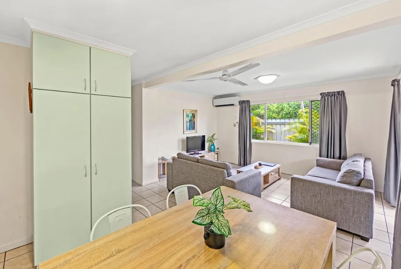 Koala Court Holiday Apartments Cairns