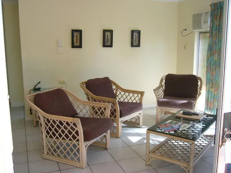 Koala Court Holiday Apartments Cairns 4*,  Australia