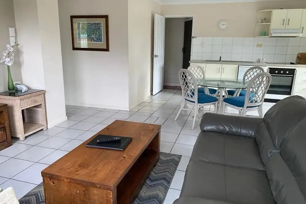 Koala Court Holiday Apartments Cairns 4*,