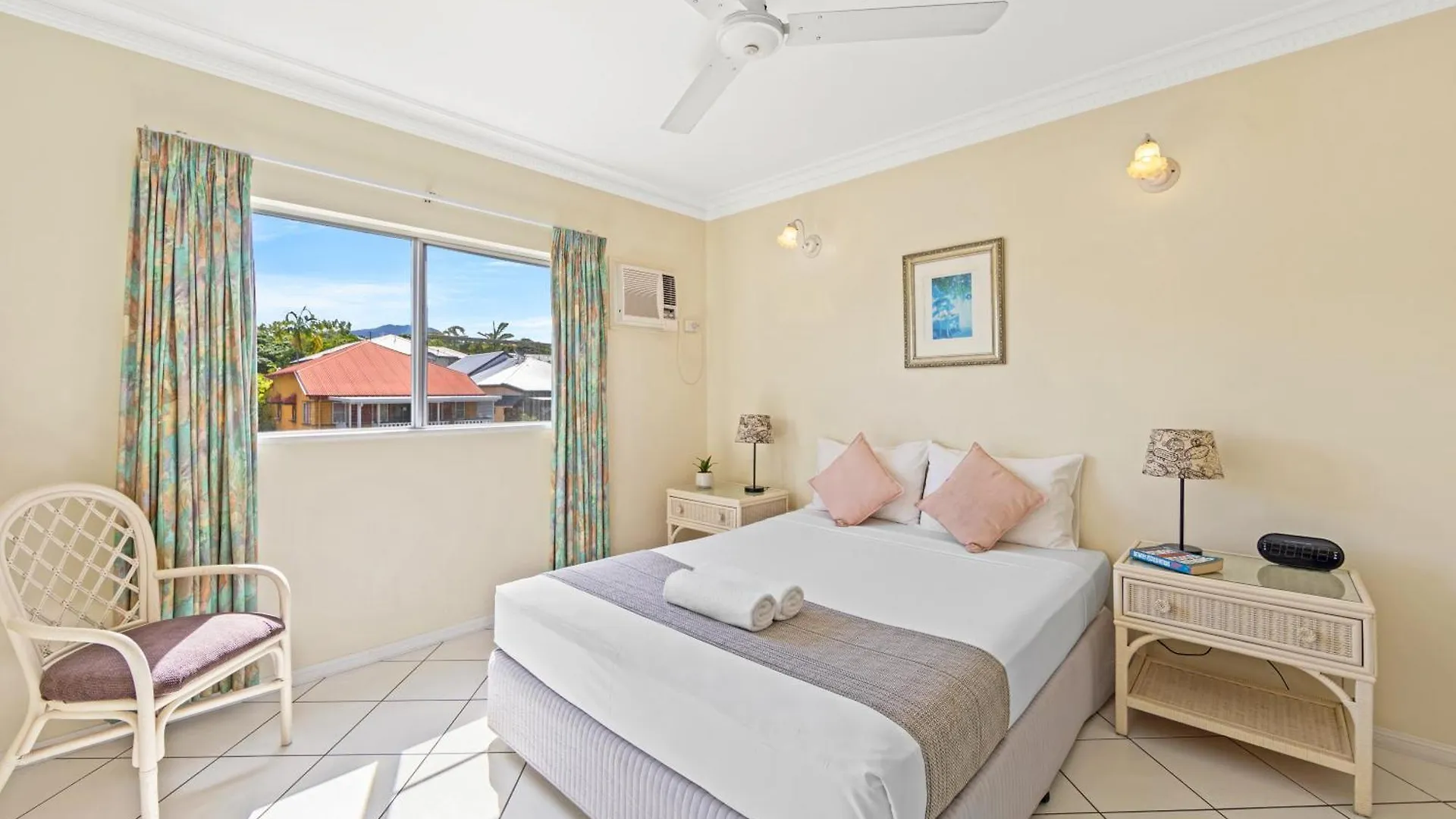 Koala Court Holiday Apartments Cairns Aparthotel